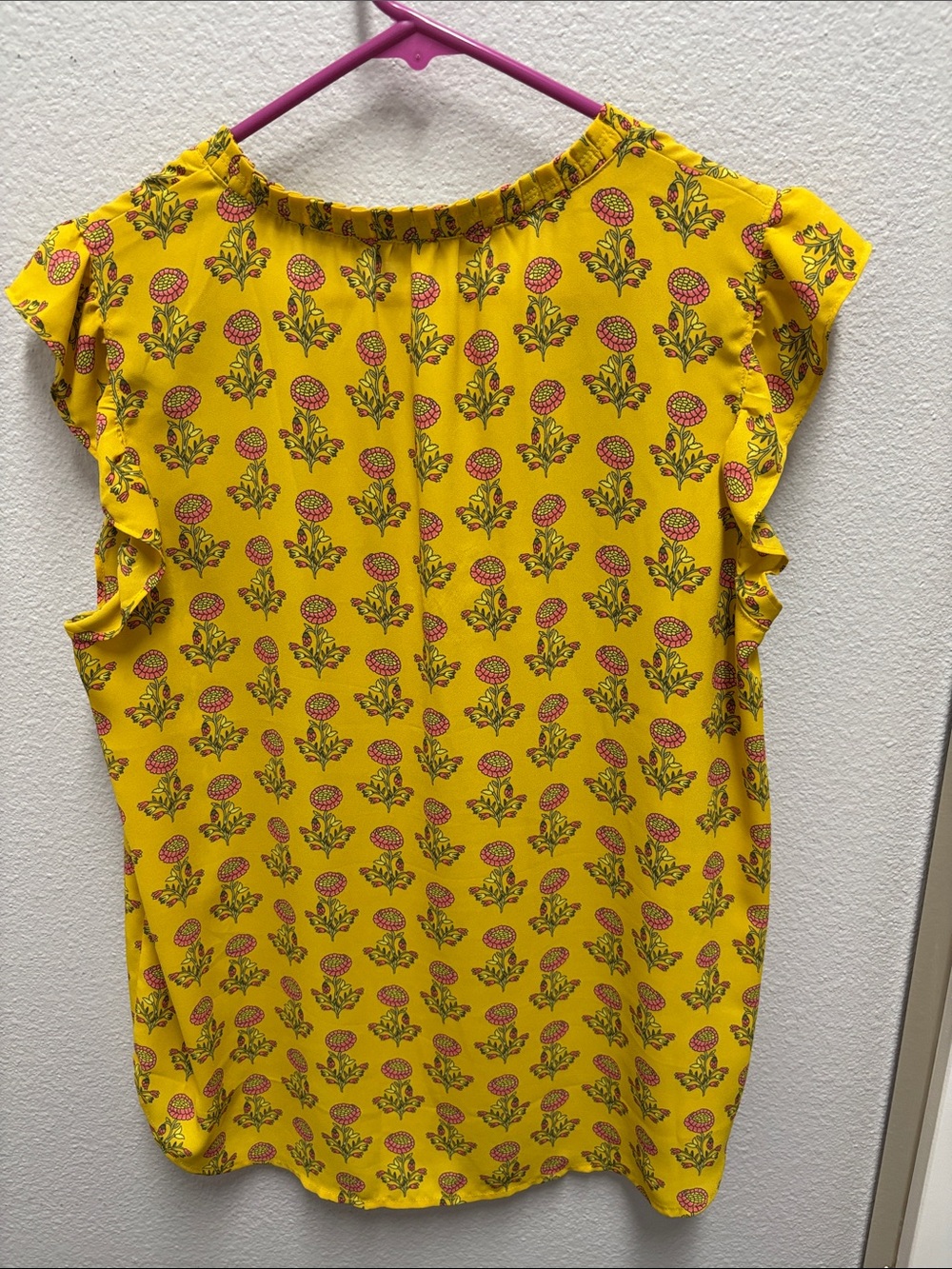 LOFT Yellow Floral V-Neck Cap-Sleeve Blouse - Picture 2 of 4